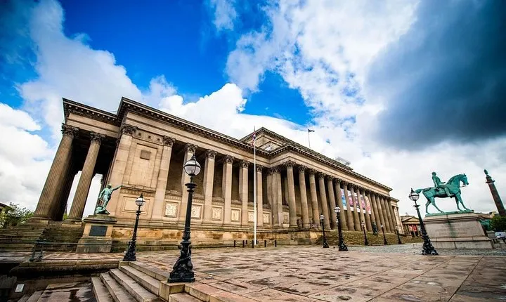Best of Liverpool Sightseeing Tour by Private Taxi