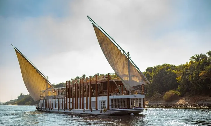5 Days 4 Nights Dahabiya Nile Cruise from Luxor to Aswan