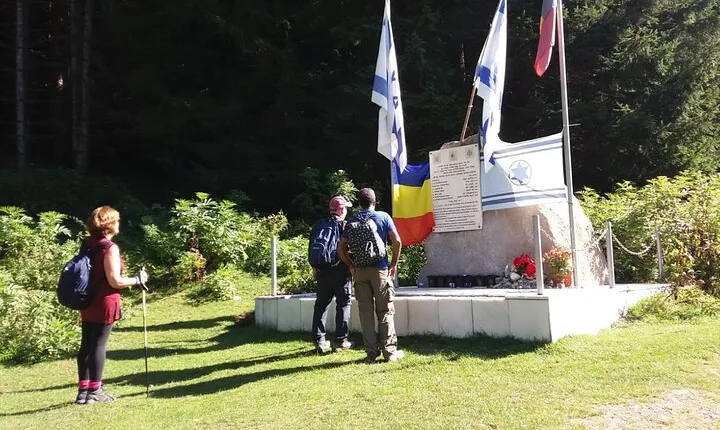 One day Hiking in Bucegi Natural Park-Private day tour from Brasov