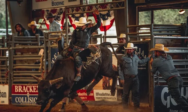 General Admission to the Rodeo Bulverde