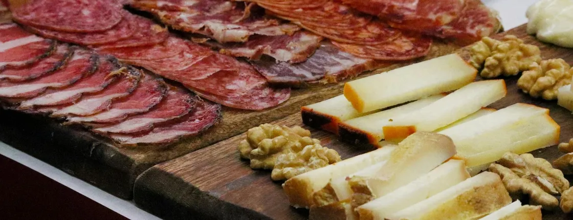 Porto local tasting tour
