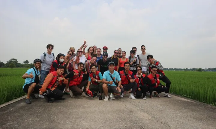 Hanoi Bicycle Tours: Hanoi Cycling Tours Full Day