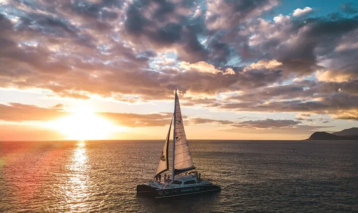 2-Hour Oahu Sunset Catamaran Sail