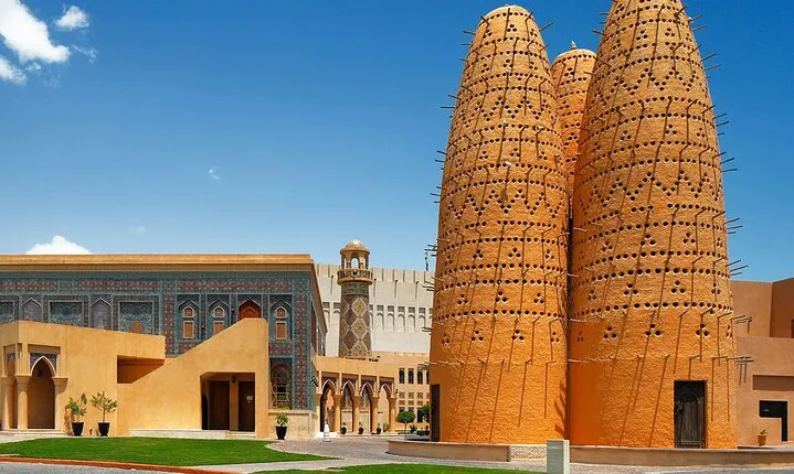 Doha City Tour With Traditional Dhow Cruise