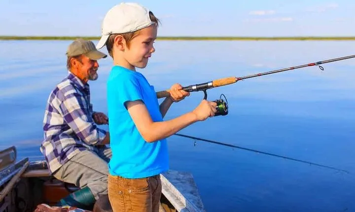 Fishing Full Day Boat and Snorkeling Sea Trip and Lunch-Hurghada