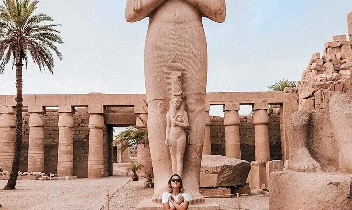 Private Tour to Luxor from Cairo by Plane with Lunch and Felucca