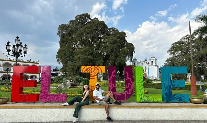 “Oaxaca Vivo: Tapetes, Alebrijes Mezacal Monte Albán and more!”