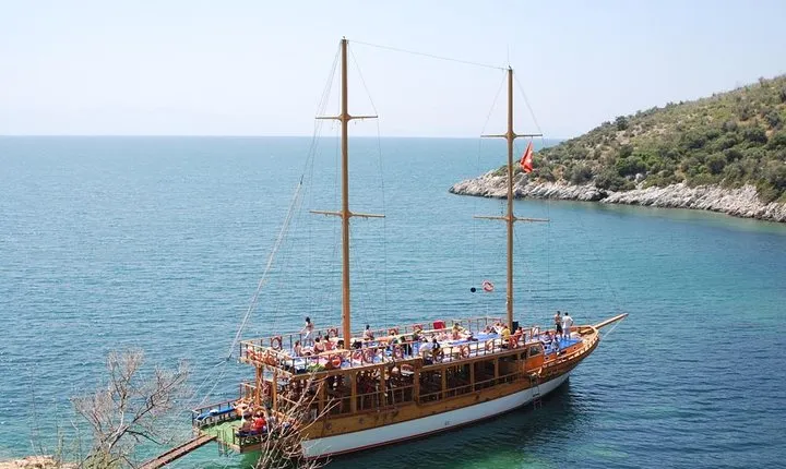 Kusadasi Boat Tour Lunch and Transfer Included