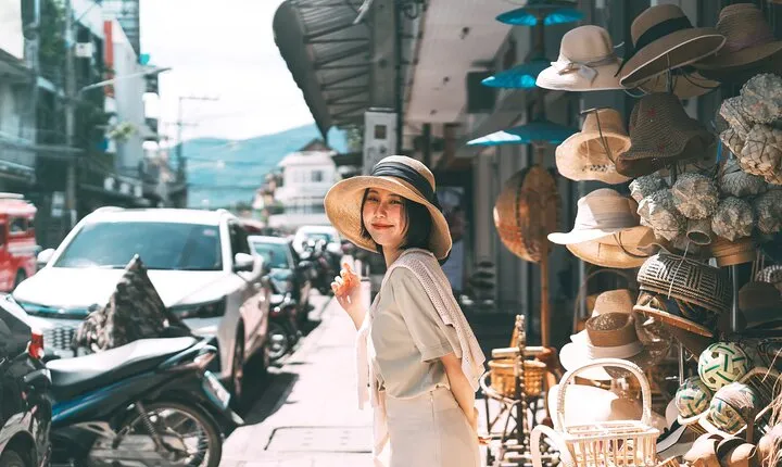 Private Photo Tour of Chiang Mai’s Old Town