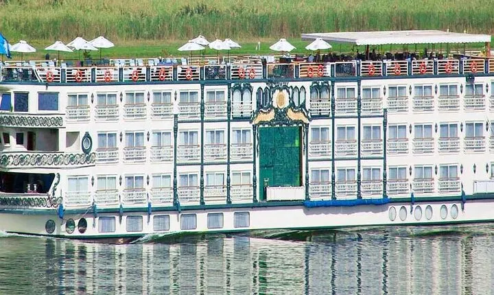 Deluxe Nile Cruise 3 night 4 days from Aswan To Luxor