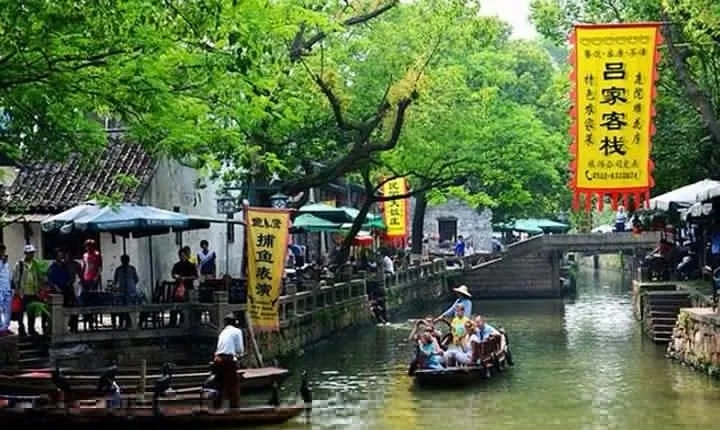 Shanghai Private Transfer from Suzhou with Stop-over at Tongli Water Town