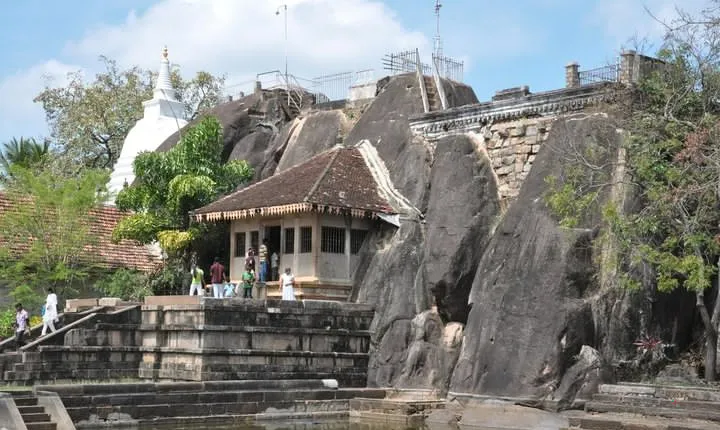 Sacred City of Anuradhapura from Negombo