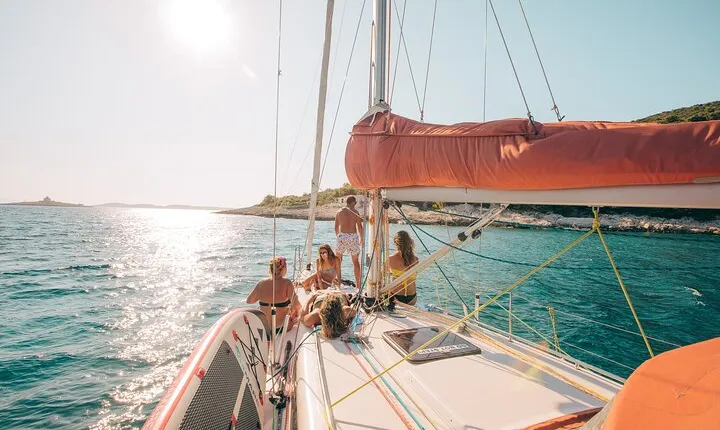 Sail and escape to Pakleni islands | Half day sailing on a modern 36ft yacht