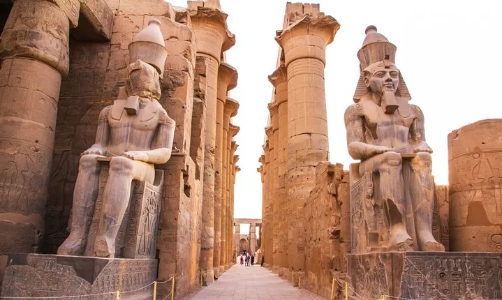 Private full-day tour from Marsa Alam to Luxor with free Lunch