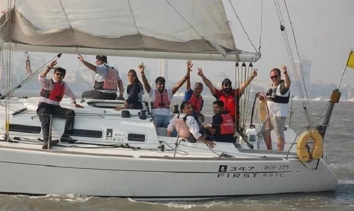 Private Sailing in Mumbai Harbor during Weekdays