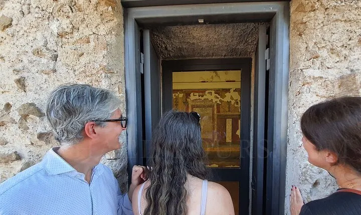 House of Augustus, Palatine Museum and Palatine Hill w PhD Archaeologist