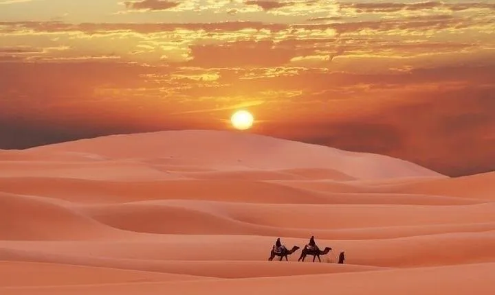 Excursion 2 days 4 × 4: Zagora- Erg Chegaga- Zagora
