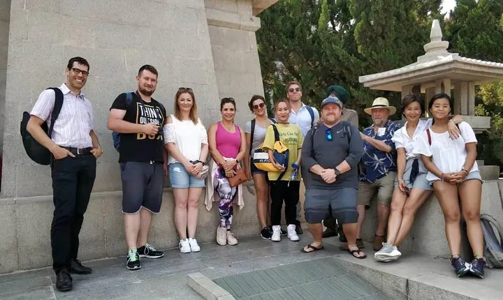 Group Bus Tour to Terracotta Warriors with Hotel Pickup & Lunch