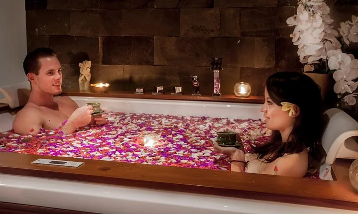 Honeymoon Couple Treatment at ANJALI SPA