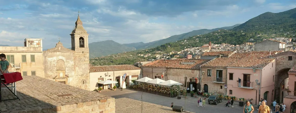 Wine Tasting and Castelbuono Tour from Cefalù