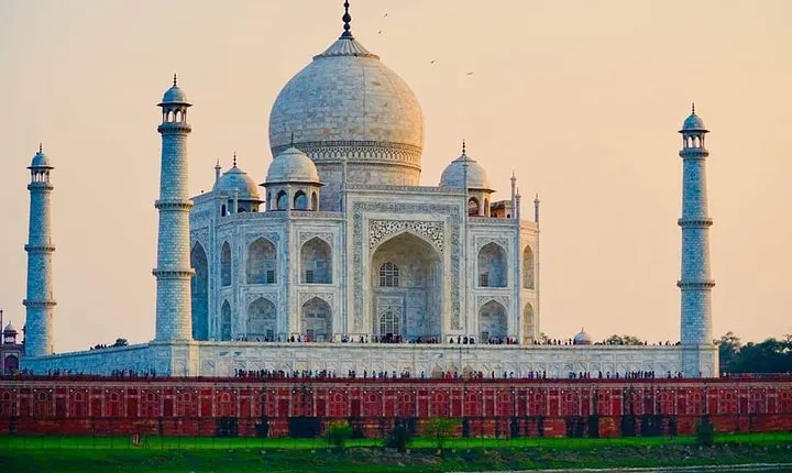 Private Guided Sightseeing Day Tour of Agra from Delhi
