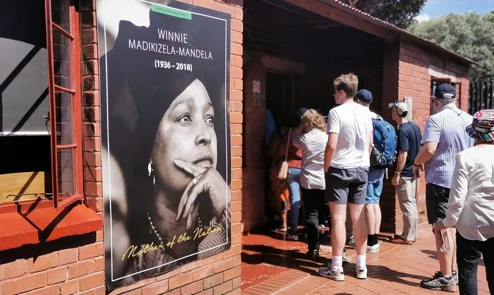 Full Day Soweto Township and Apartheid Museum Tour