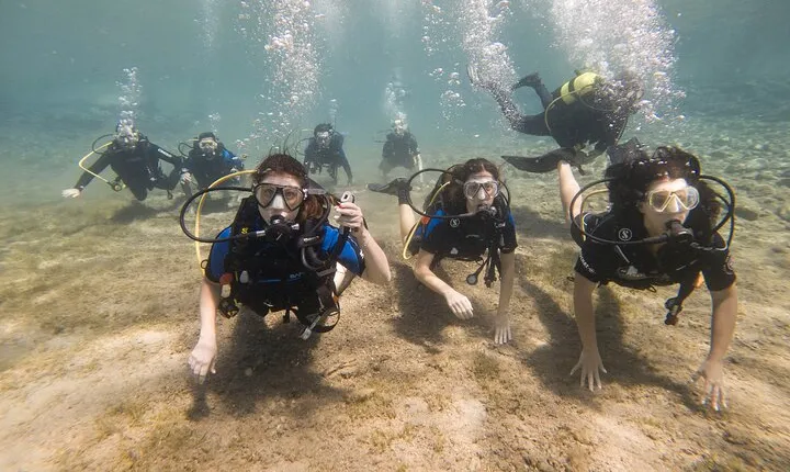 Try Scuba Diving in Athens