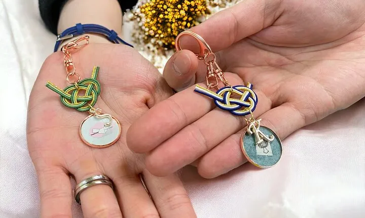 Romantic Mizuhiki Knot and Omikuji Washi Charm Workshop in Tokyo