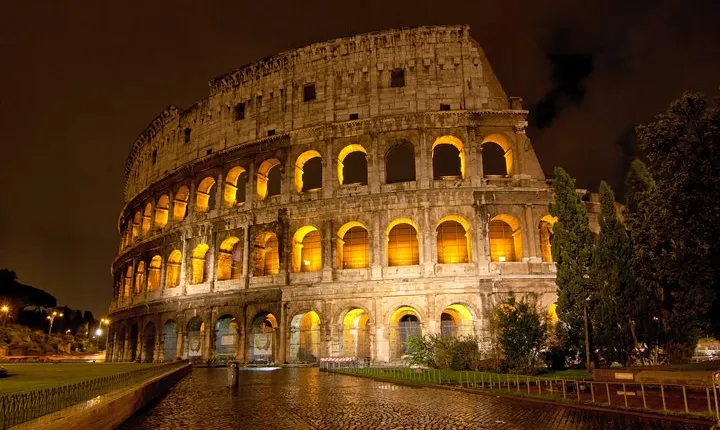 Rome by Night Walking Tour
