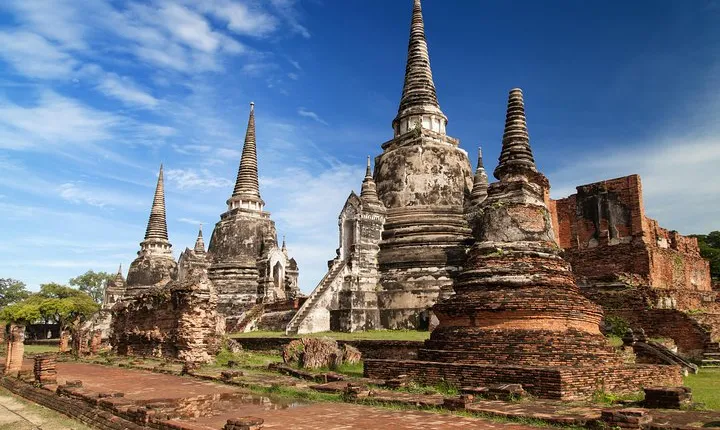 Private tour : A day in a life to visit Ayutthaya with authentic local lunch