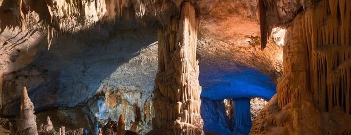 Small group tour to Lipica Stud Farm and Postojna Caves from Zagreb