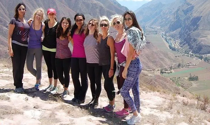 Visit to the Sacred Valley with a Guide in One Day