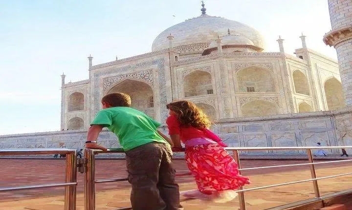 Kids Friendly Taj Mahal Day Tour from Delhi