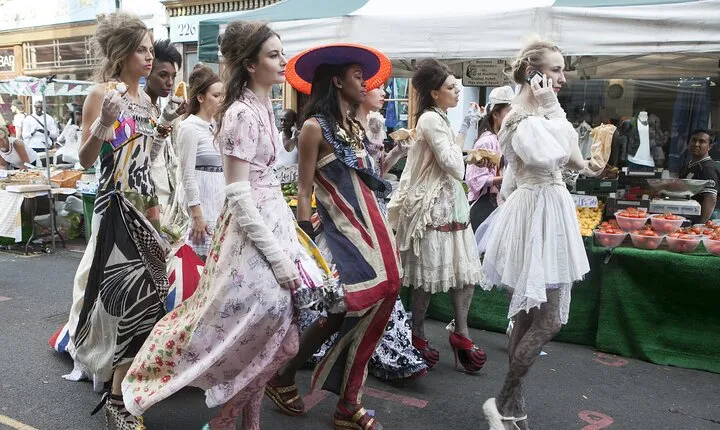 London Unexpected Private Tour - Markets, Street Art & Camden Town