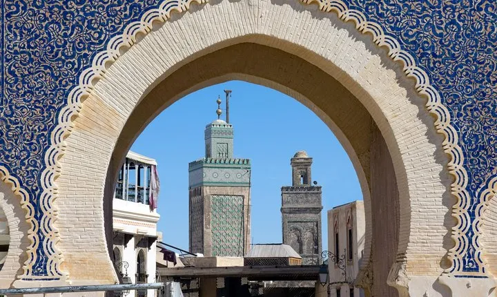 Private Transfer: Marrakech to Fez city