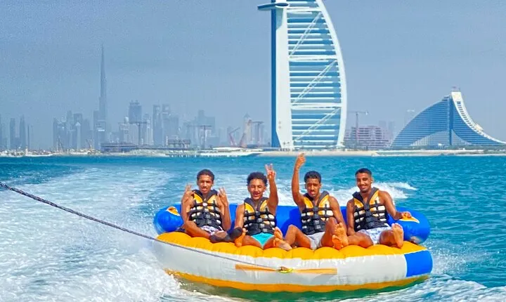 Private 60-min Group Tubing on Speedboat in Dubai