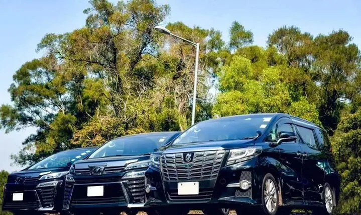 Private Roundtrip Airport Transfer to Resorts in Ocho Rios