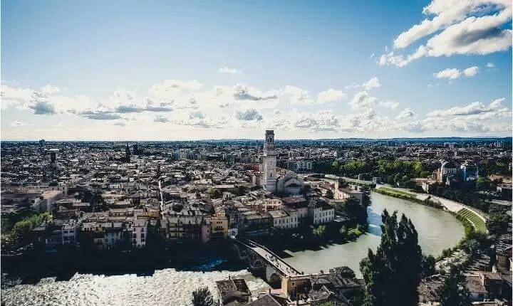 Verona : Private Custom Walking Tour With A Guide (Private Tour) 