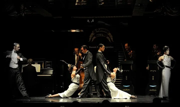 Tango Show at La Ventana Tango with optional Dinner
