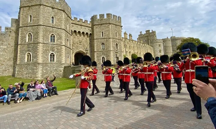 Windsor, Stonehenge and Bath Trip from London