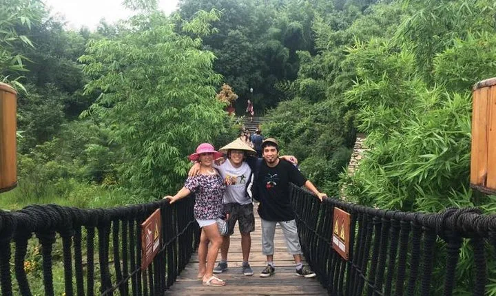 Qingcheng Mountain and Dujiangyan Irrigation Private Day Tour