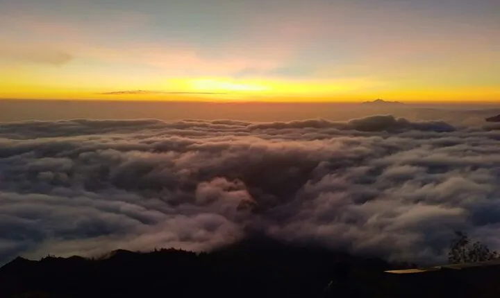 Volcano Batur Sharing Group at Start Point
