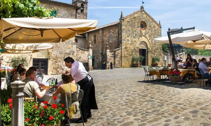 Monteriggioni San Gimignano and Castellina in Chianti Fullday from Rome