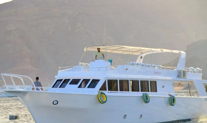 Daily Boat Trips at Sharm EL Sheikh