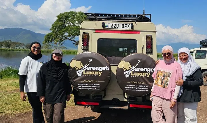 Arusha Tanzania 4WD Private Tour