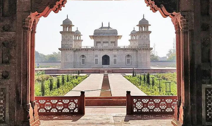 Same day Tajmahal tour from New Delhi by car & driver