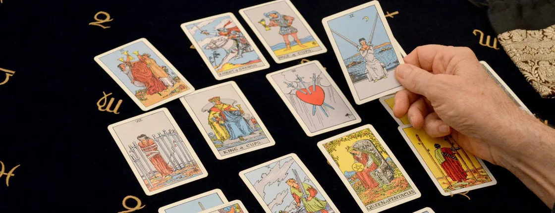 Psychic Sunday tour in Sarasota