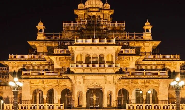 A Day in Jaipur with Custom Tours India
