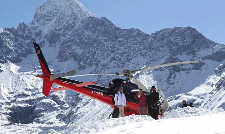 7 Days Everest Base Camp Trek with Helicopter Return