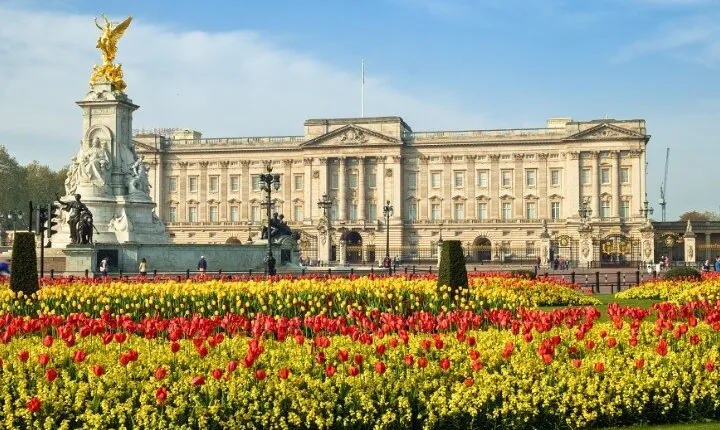 London Beatles Legacy Self-Guided Walking Tour with an APP